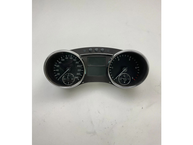 Přístrojová deska  Mercedes-Benz R W251 2007 A2514405447  