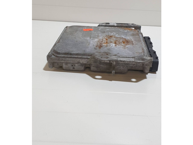 Блок управления двигателя 97353188, 8973531885   Opel Signum