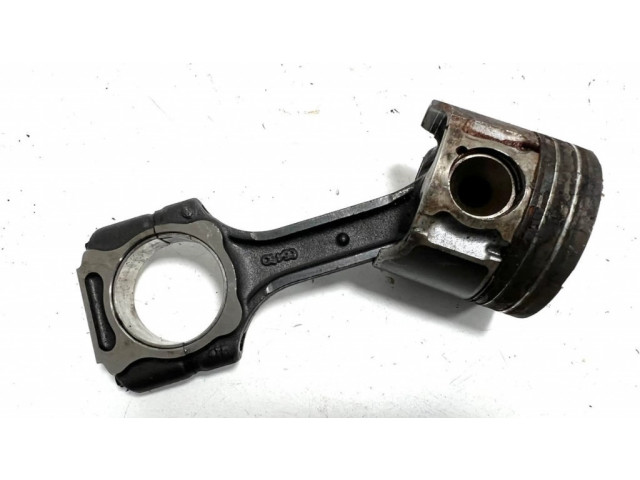 Píst 66430   SsangYong Rexton  pro naftový motor 2.7  