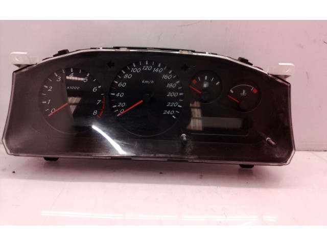 Přístrojová deska  Nissan Primera 2001   