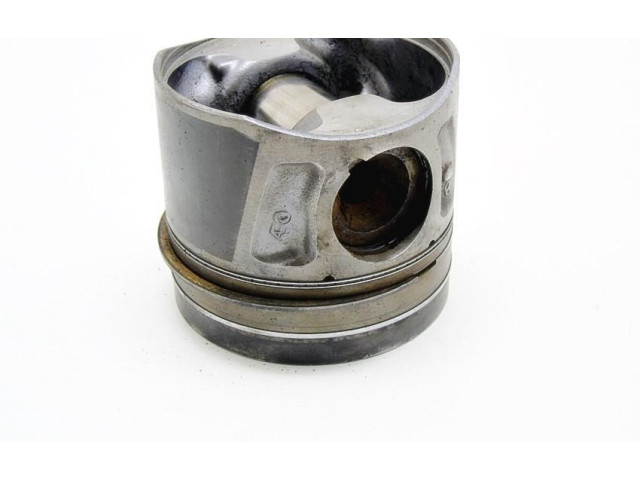 Píst 10611389634   Opel Antara     