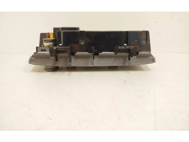 Блок управления климат-контролем M6E37900149, 7923   Volvo V70