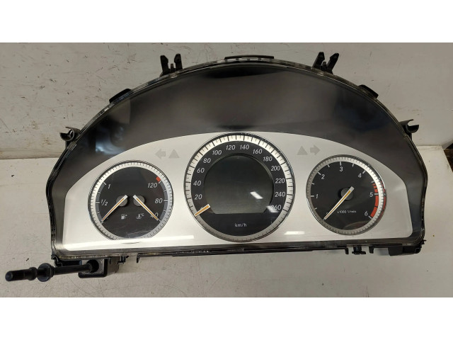 Přístrojová deska  Mercedes-Benz C W204 2008 A2045402211, A2044422221  
