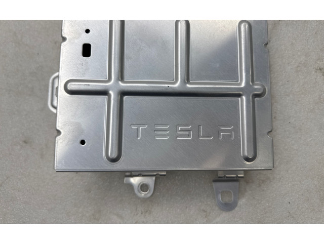 Vstřikovací čerpadlo 150715201B, 233020G800   Tesla Model Y     
