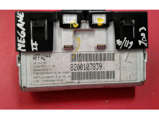 Дисплей    800107839, 611   Renault Megane II