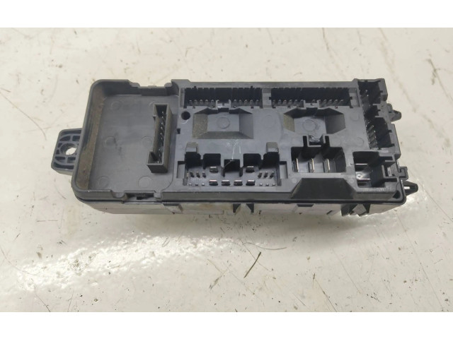   Pojistková skříňka 30889989   Volvo S40, V40 2000