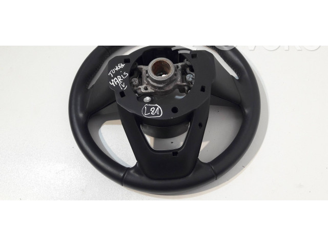 Volant Toyota Yaris XP210 2021   
