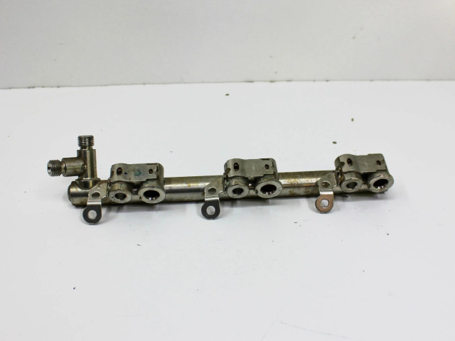 Vstřikovací lišta JT4E9F797AE   Ford F150  pro benzínový motor 2.7  