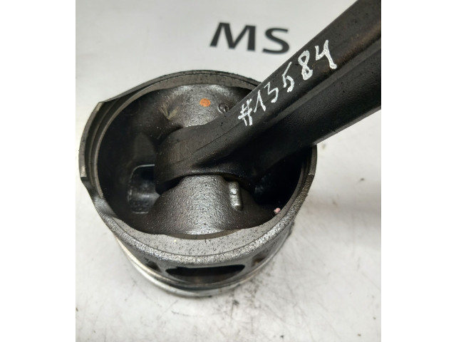 Píst A6110300320, A6130300117   Mercedes-Benz S W220     