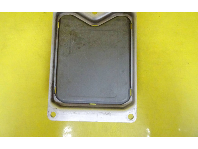 Řídící jednotka 0261204058, 90532609   Opel Corsa B 1997