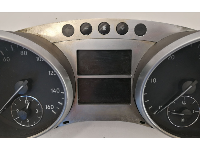Přístrojová deska  Mercedes-Benz ML W164 2006 A2515400748, A2515402411  