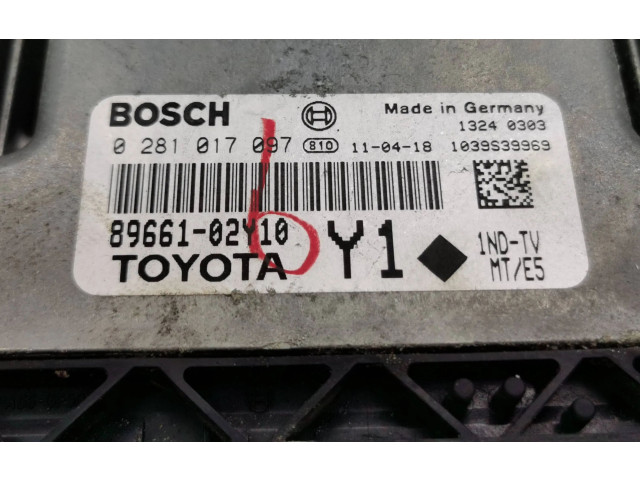 Řídící jednotka 8966102Y10, 0281017097   Toyota Auris 150 2012
