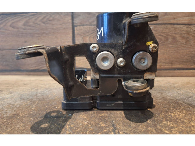 Jednotka ABS 30681619, 10061336881   Volvo V70 2009