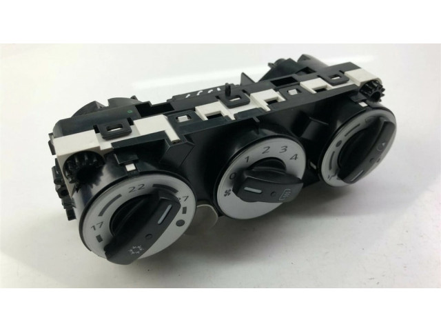 Блок управления климат-контролем 7820A513, F1399   Mitsubishi Colt