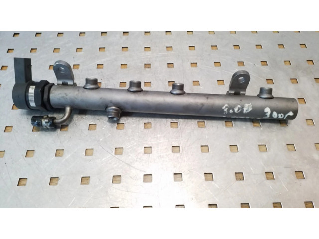 Vstřikovací lišta A6420700495002, A6110780449   Chrysler 300 - 300C  pro naftový motor 3.0  