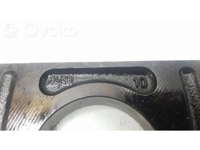 Crankshaft holder bracket