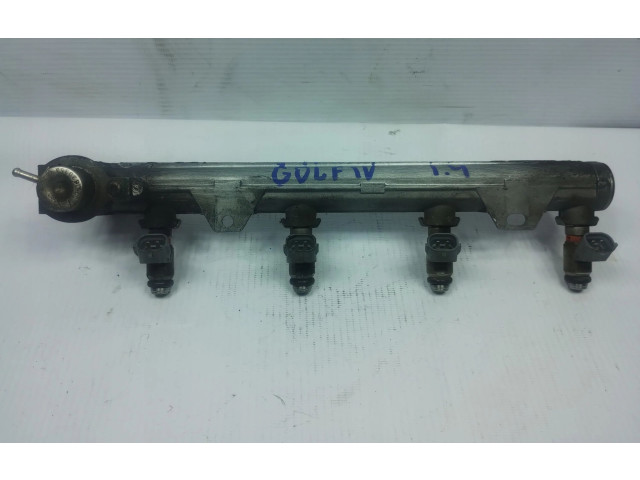 Vstřikovací lišta 036133319AA   Volkswagen Bora     