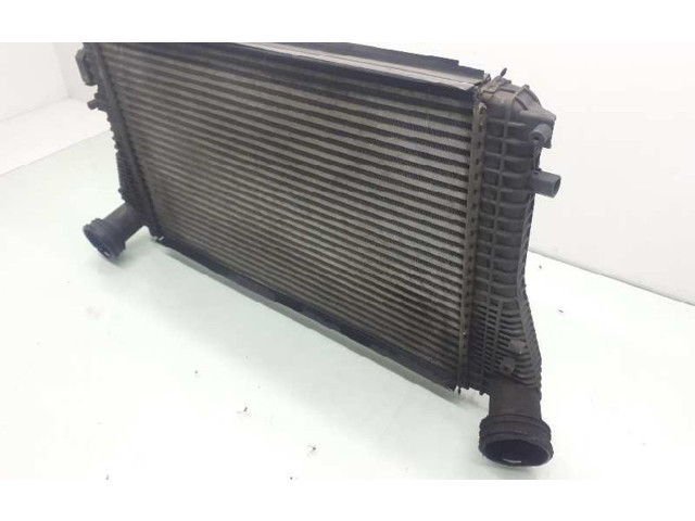 Интеркулер  1K0145803CD, 1K0145803A   Seat Leon (1M) 