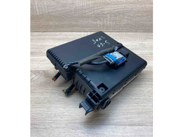   Pojistková skříňka 30728512, 05W361   Volvo XC70 2005