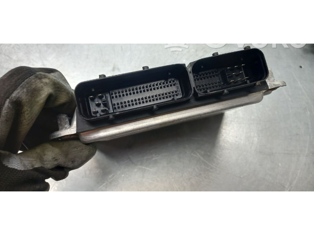 Блок управления двигателем Блок управления 038906019DS, 038906019DS   Volkswagen PASSAT B5.5