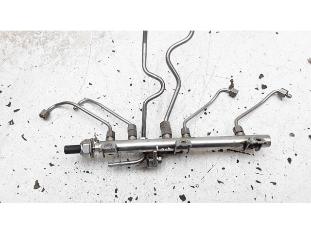 Vstřikovací lišta 1353756247404   BMW 1 E82 E88  pro benzínový motor 2.0  