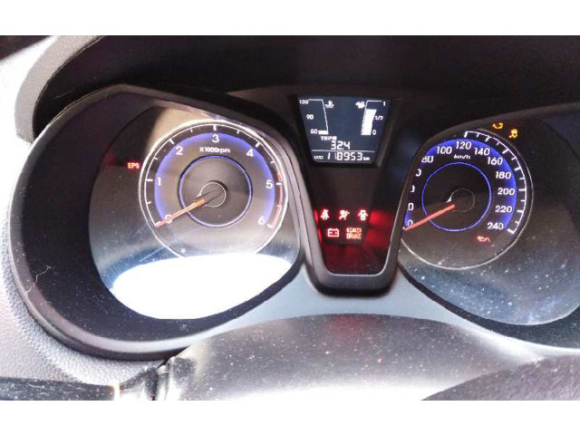 Přístrojová deska  Hyundai ix20 2011 940031K170, 11001807501U  