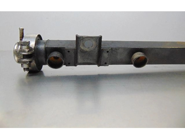 Vstřikovací lišta 1727234   BMW 5 E34  pro benzínový motor  18 4E 1 