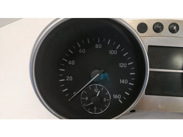 Přístrojová deska  Mercedes-Benz ML W164 2006 A2515400748, A2515402411  