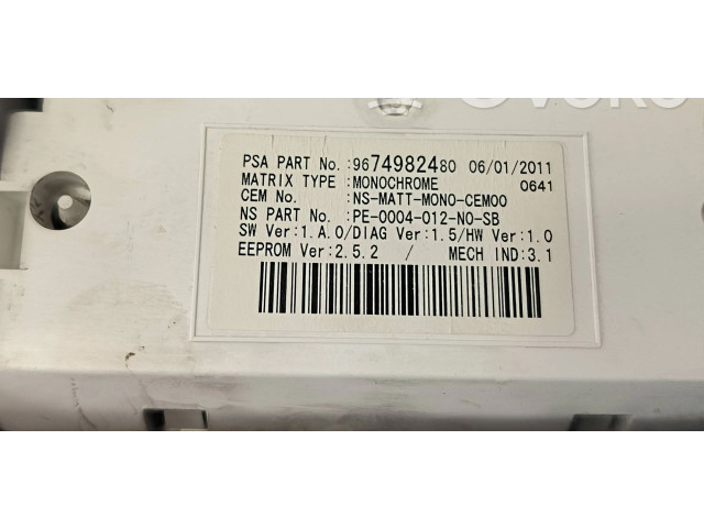 Přístrojová deska  Peugeot 5008 II  983055548000  