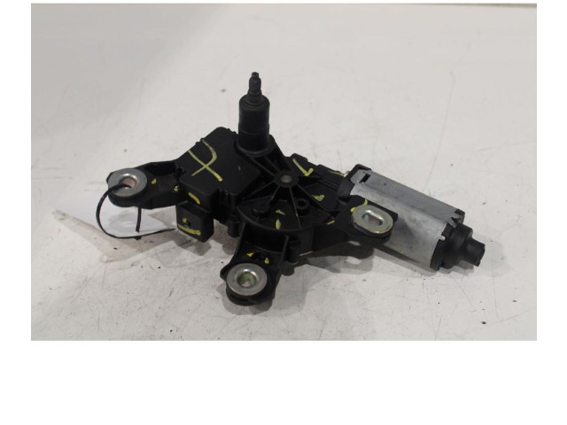 Моторчик заднего дворника 8V0955711    Audi A3 S3 8V