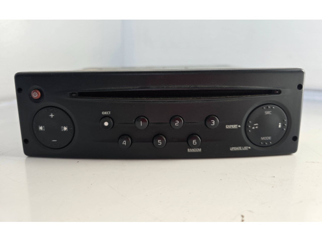 Радио/ проигрыватель CD/DVD / навигация 8200633634   Renault Mascott    