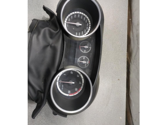 Přístrojová deska  Alfa Romeo Giulietta 2012 50527456  