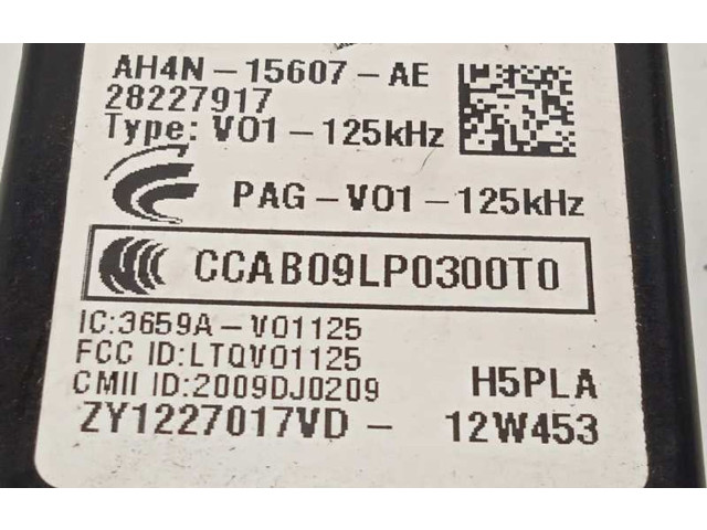 Přístrojová deska  Jaguar XF X250 2013 AH4N15607AE, C2D2942  