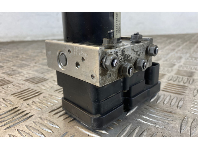 Блок АБС 1K0907379AF, 1K0614517AC   Volkswagen  Caddy  2004 - 2010 года