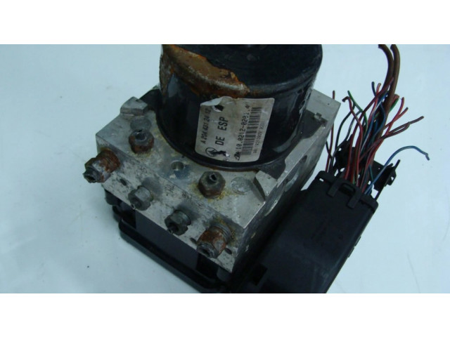 Jednotka ABS A2045455332   Mercedes-Benz C W204 2007