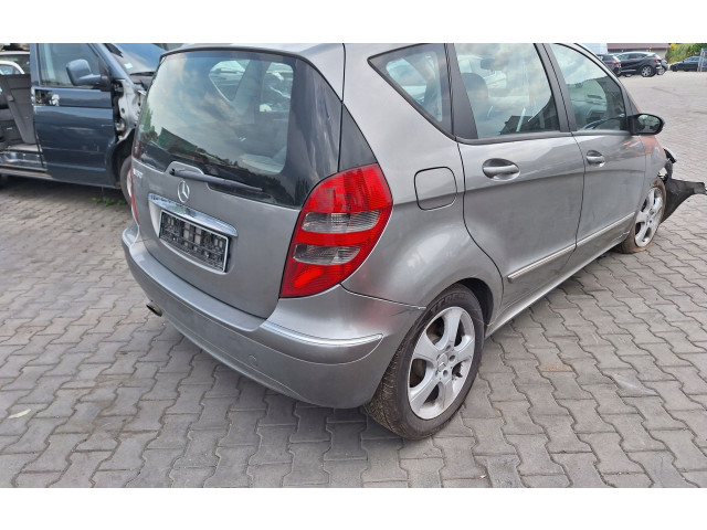 Přístrojová deska  Mercedes-Benz A W169 2005 A1695401247  