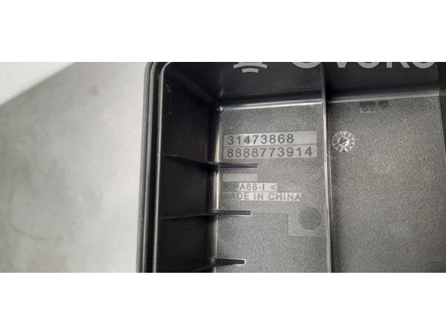   Pojistková skříňka 31473868   Volvo XC40 2019