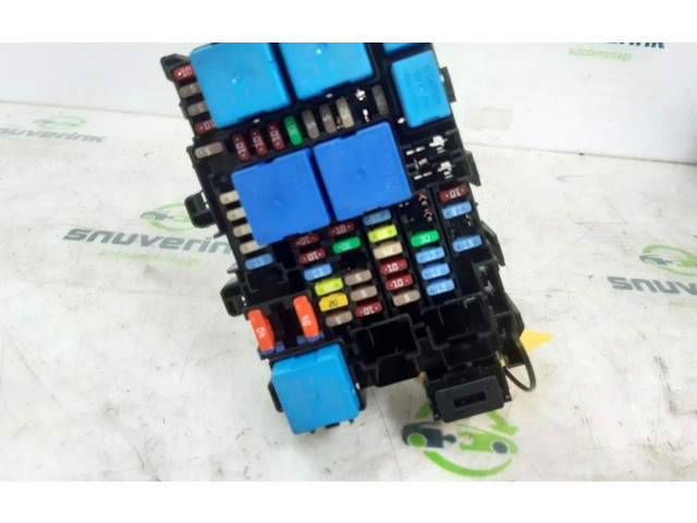 Блок предохранителей  242309724R, 242309724R   Renault Arkana    