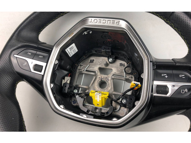 Volant Peugeot 2008 II 2022 98453341ZD, 640501800D  