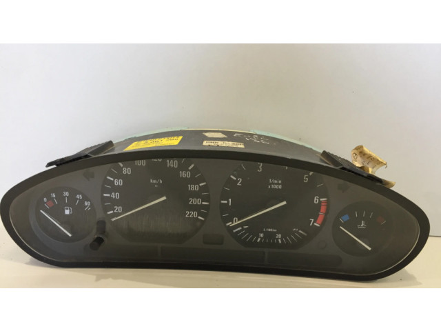 Přístrojová deska  BMW 3 E36 1993 8361209, 6069583102  