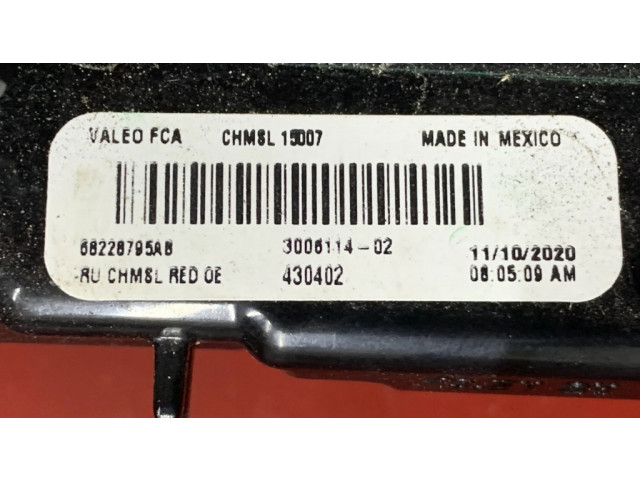 Дополнительный стоп сигнал Chrysler Pacifica 68228795AB, 68228795 