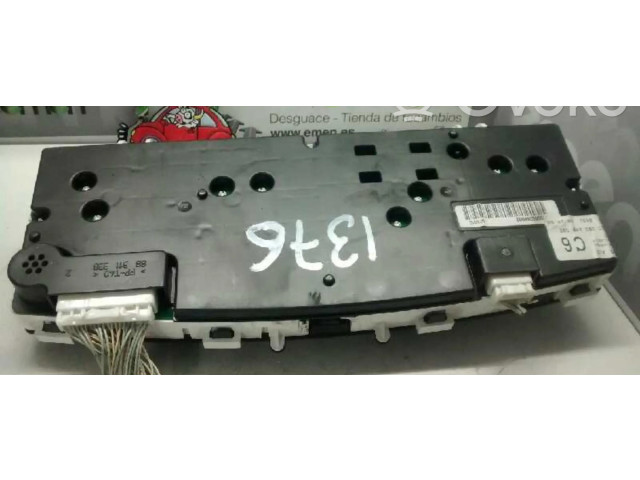 Панель приборов 110080288002   Toyota Corolla E120 E130       