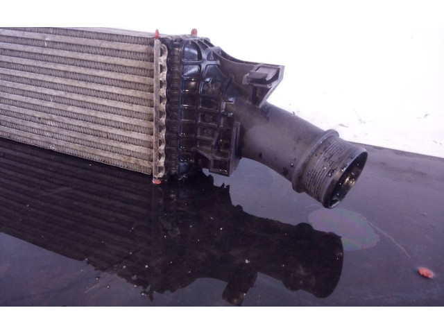 Интеркулер  8K0145805G, P2-B10-6   Audi A5 8T 8F 