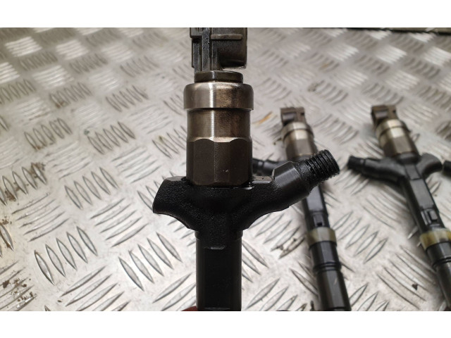 Vstřikovač 2367027020   Toyota Corolla Verso E121     
