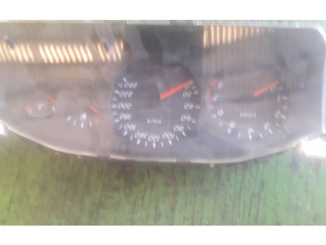 Přístrojová deska  Nissan Primera 2001   