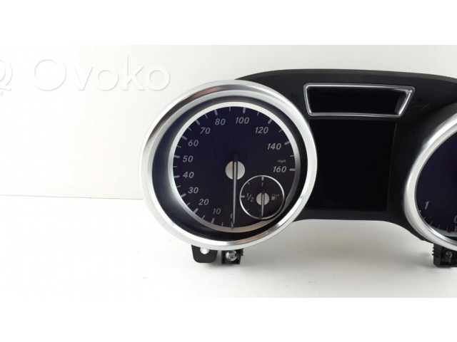 Přístrojová deska  XPeng G3 2023 A1669009014, A1669013005  