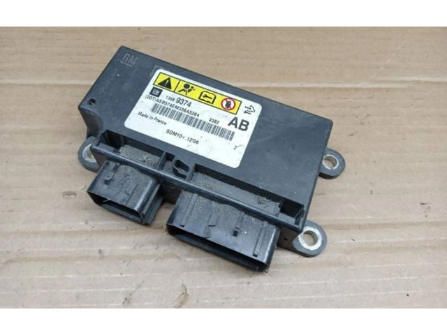 Блок подушек безопасности 13589374, SDM1041206   Vauxhall Astra J