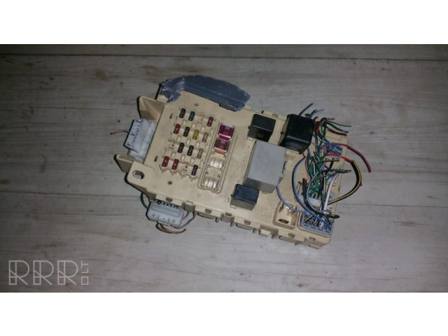   Pojistková skříňka 9098702012, 90987-02012   Toyota Yaris 2007