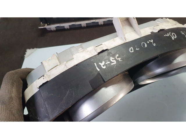 Панель приборов 1HGAK4D   Mazda 6       