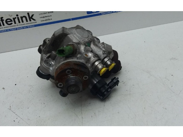 Vstřikovací čerpadlo 0445010681   Volvo V60    D5244T15 